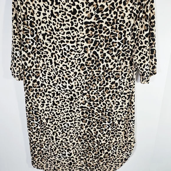 Leopard Print Women's Top - Picture 4 of 4